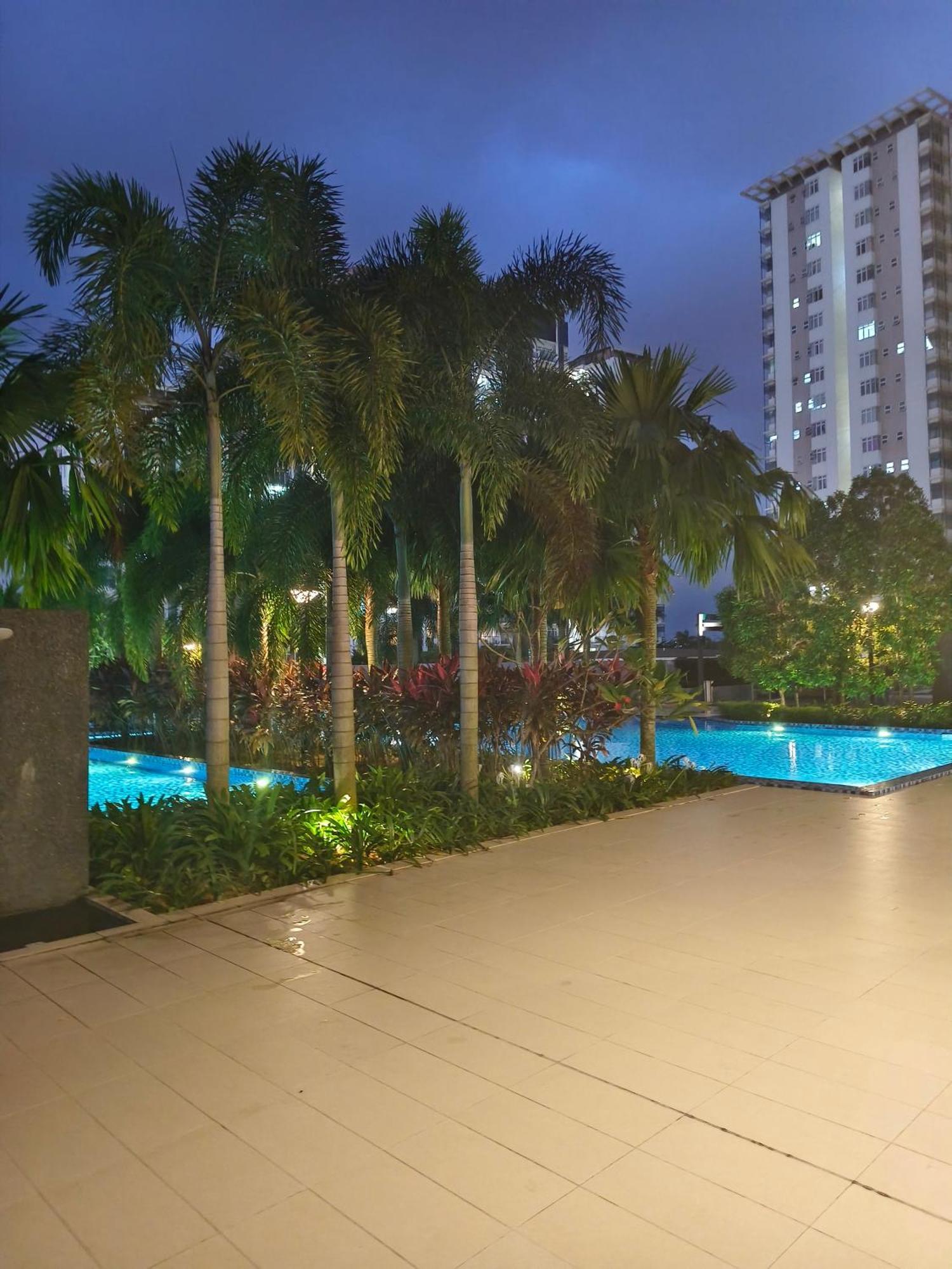 The Moon Homestay At Putrajaya Buitenkant foto